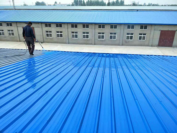 勃利 彩钢瓦喷漆翻新工业厂房、仓库